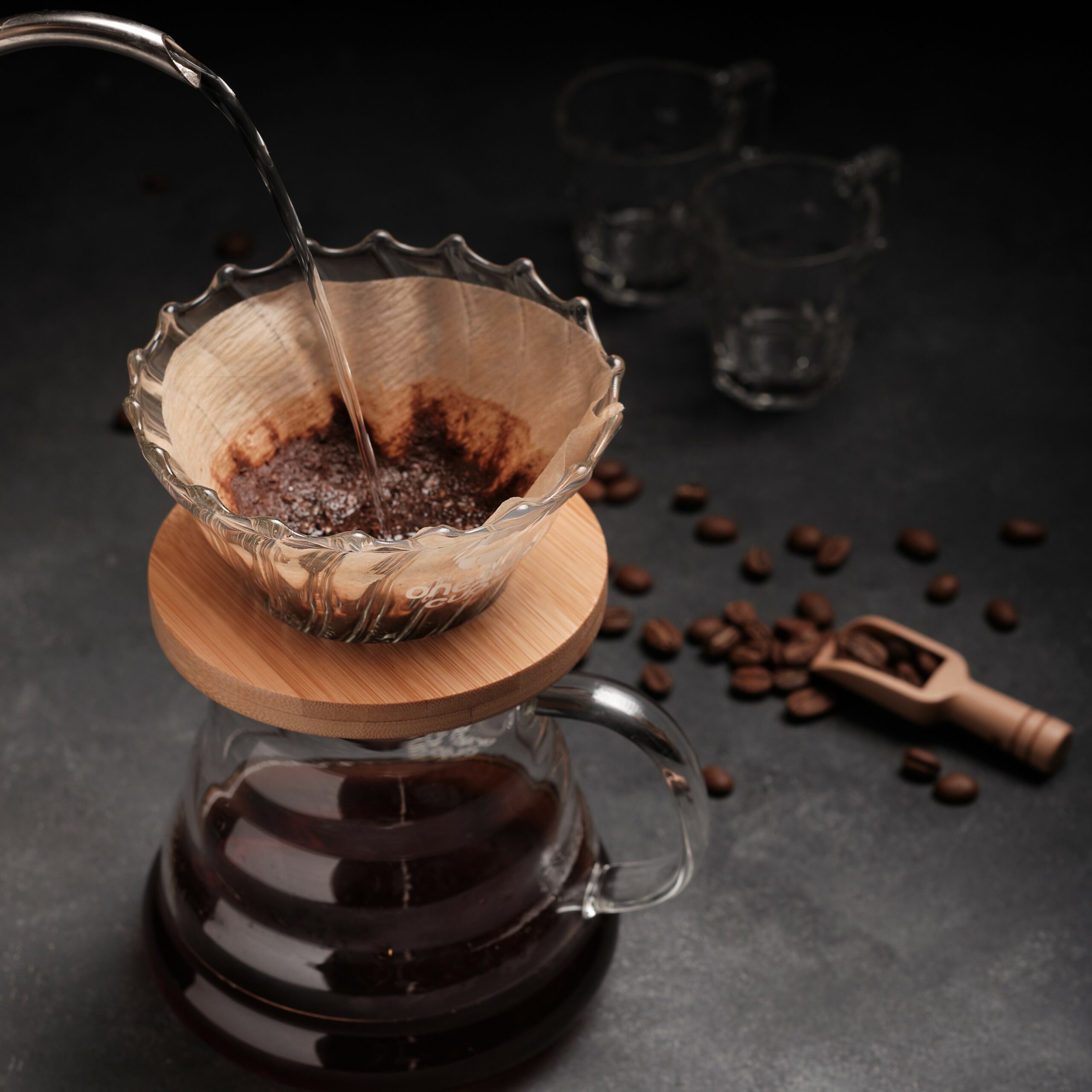 Alternatywne metody parzenia kawy. Drip. Stopień palenia kawy oraz stopień mielenia